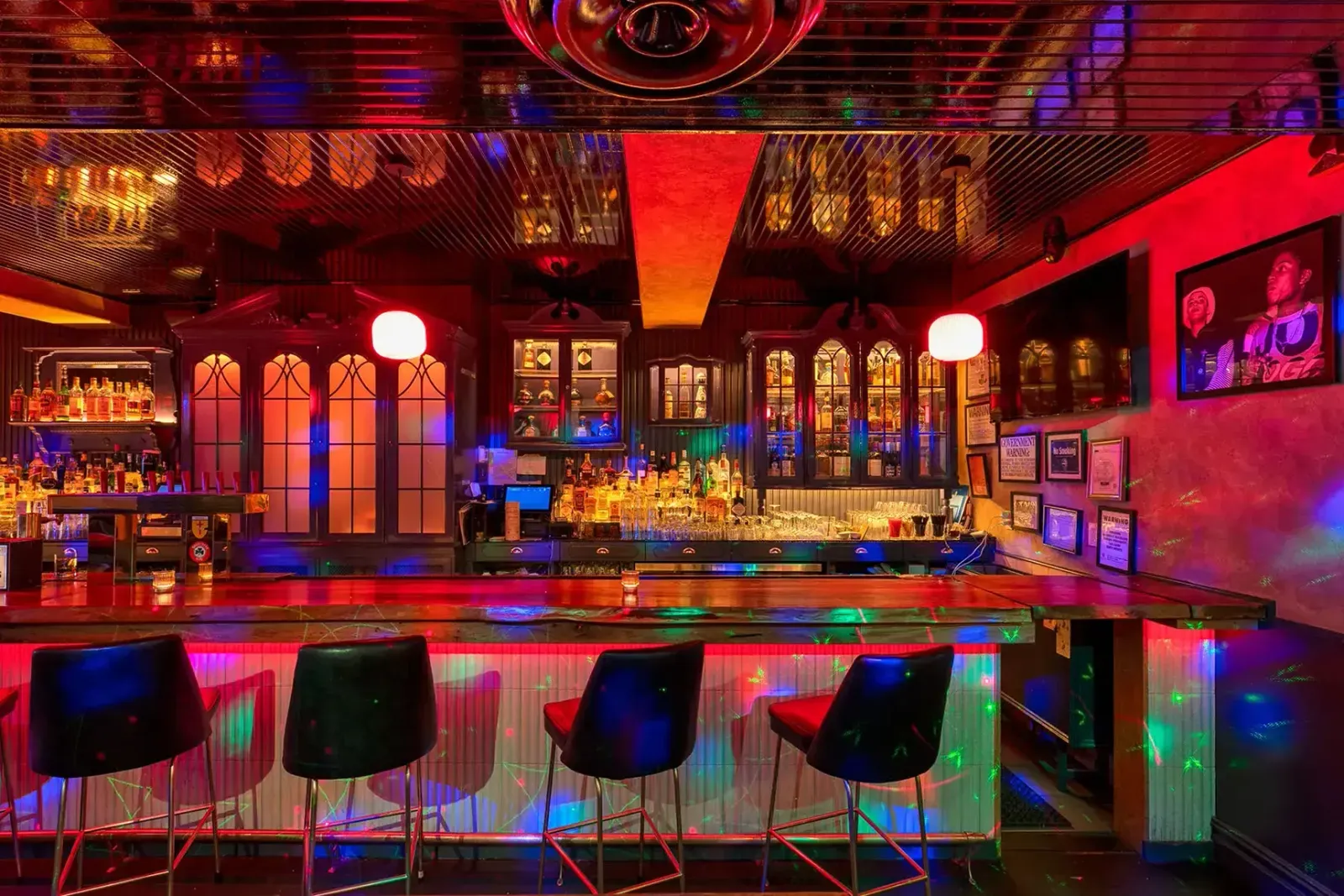 Bar photo 1